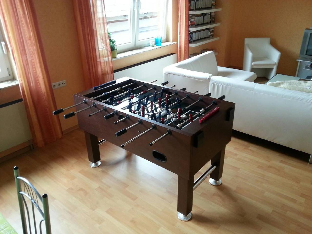Ganze Ferienwohnung, Großzügige Ferienwohnung mit Garten und Terrasse, nur zwei Kilometer vom Strandbad Sehestedt in Stadland, Wesermarsch