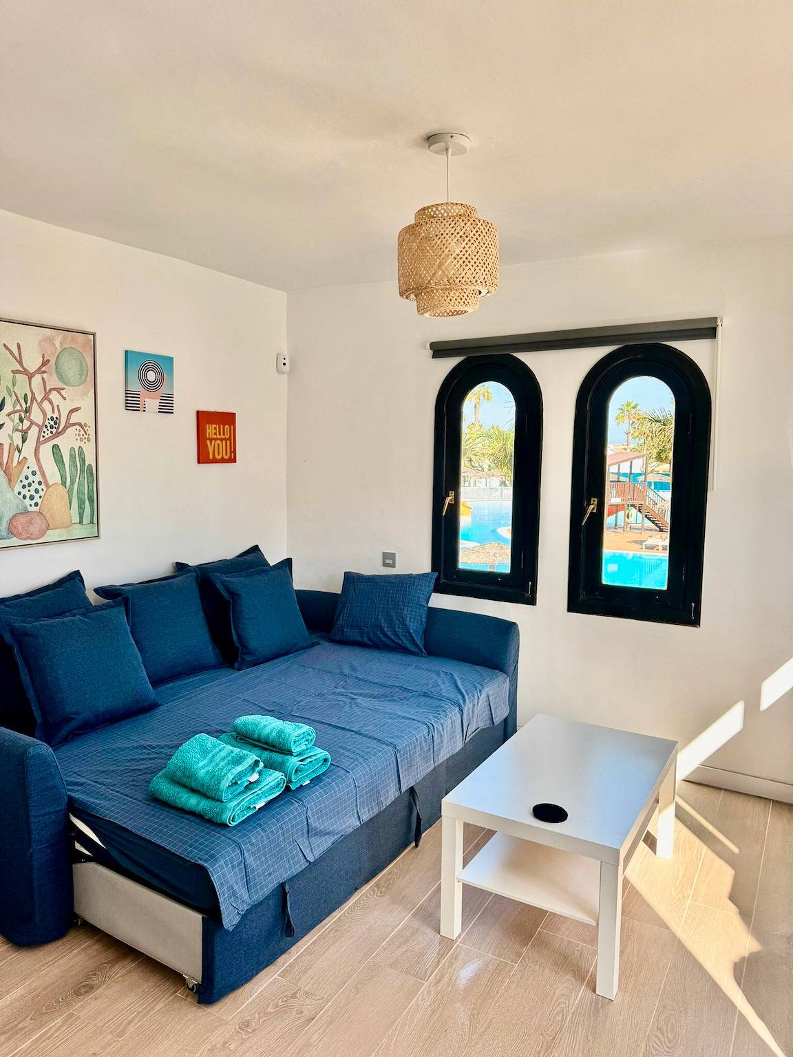 Entire apartment, Vacation Apartment 'Brisa Azul' with Shared Pool, Private Terrace and Wi-Fi in Corralejo, La Oliva