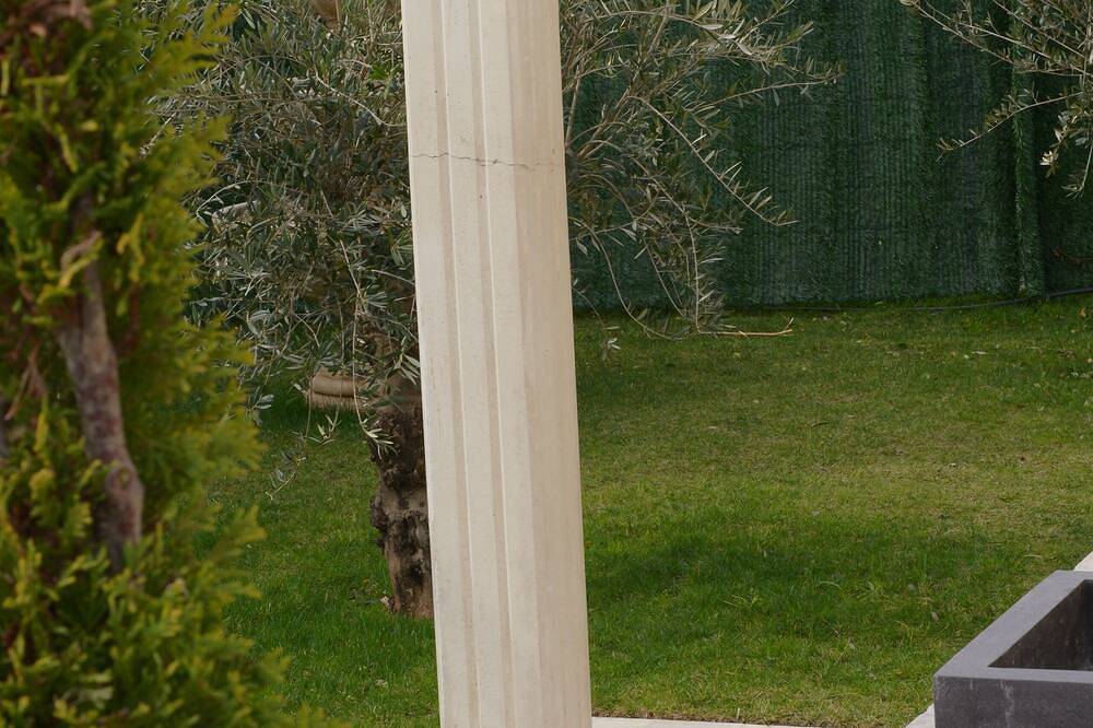 Secret House- La Villa Rom'Antiqua - Ancient immersive experience in Néfiach, Perpignan region