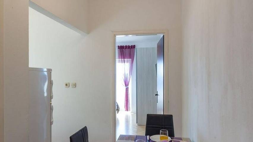 Ferienwohnung für 4 Personen, mit Balkon in Pisak - 2