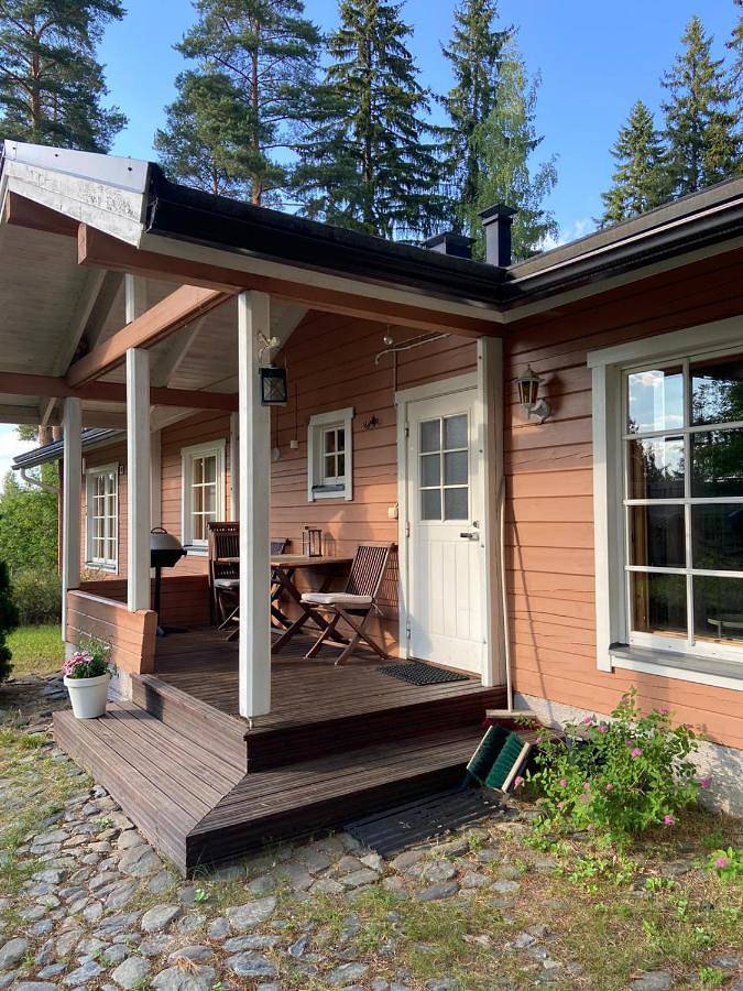 Ferienhaus für 6 Personen, mit Terrasse und Sauna sowie Ausblick und Seeblick in Rantasalmi