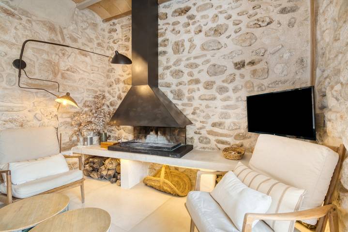 Casa de vacaciones 'Ca la Pasita 28' con vistas a la montaña y Wi-Fi in Vall de Gallinera, Interior de Alicante