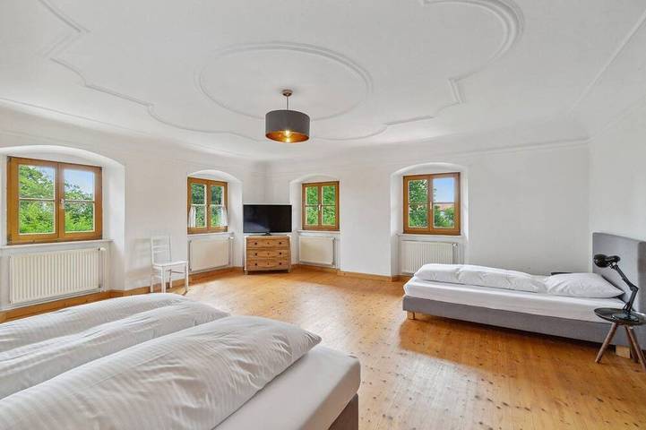 Ferienhaus für 18 Personen, mit Garten, mit Haustier in Bernbeuren - 4