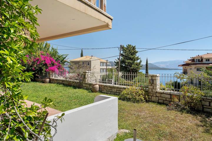 Holiday Home 'Evans Garden Suite' in Nikiana, Alexandros