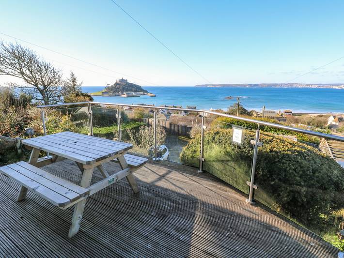 Cottage for 4 people, with Balcony and Garden in Marazion