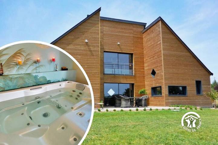 Gîte pour 4 personnes, avec Jacuzzi ainsi que Terrasse et Jardin à Ménil