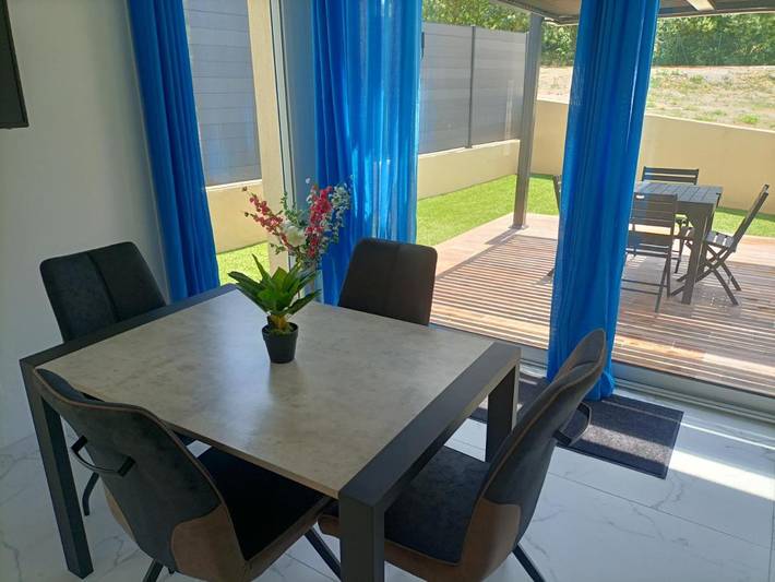 Location de vacances pour 6 personnes, avec jardin à Les Pennes-Mirabeau - 4