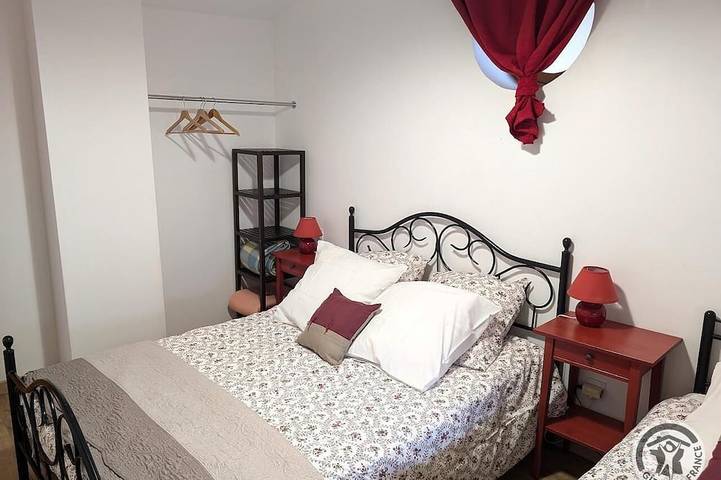 Location de vacances pour 9 personnes à Montrottier - 3