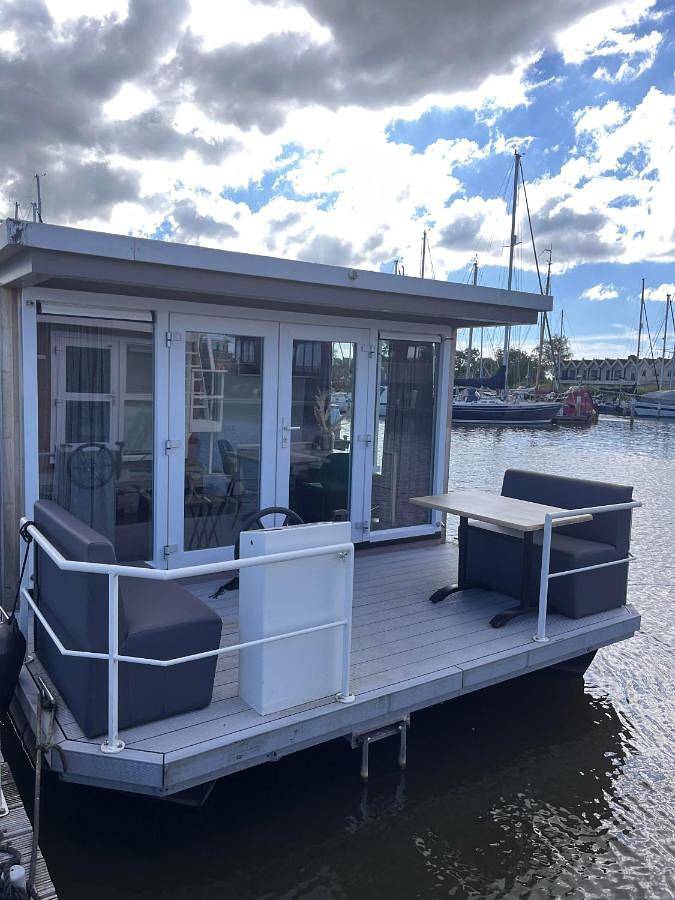 Bateau pour 4 personnes, avec vue ainsi que balcon et vue sur le lac dans Monnickendam - 4
