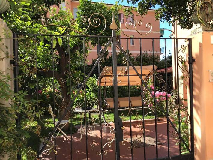 Maison d’hôte pour 2 personnes, avec terrasse ainsi que vue et jardin dans Finale Ligure - 4