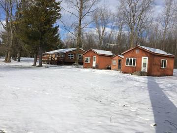 Log Cabin for 3 People in Wisconsin, USA, Photo 3