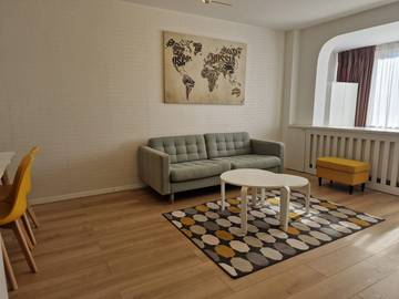 Vacation Rental for 5 Guests in Bucharest, Walachia, Picture 1