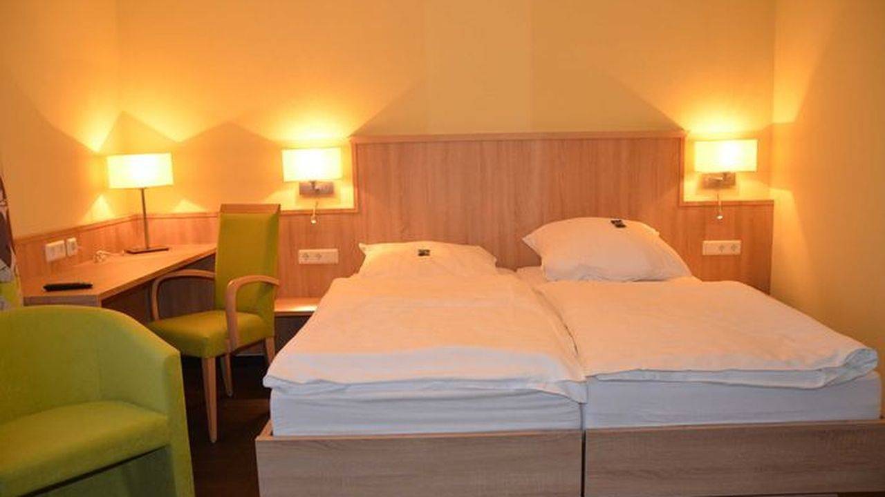 Doppelzimmer für 2 Personen in Stadt Battenberg (Eder) in Battenberg, Waldecker Land