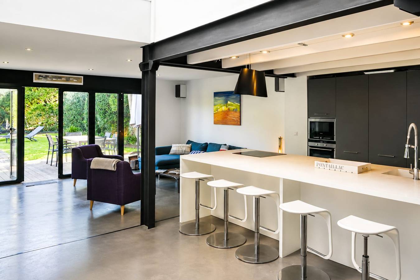 House for 11 people with a pool in La Rochelle in La Rochelle, Región de La Rochelle