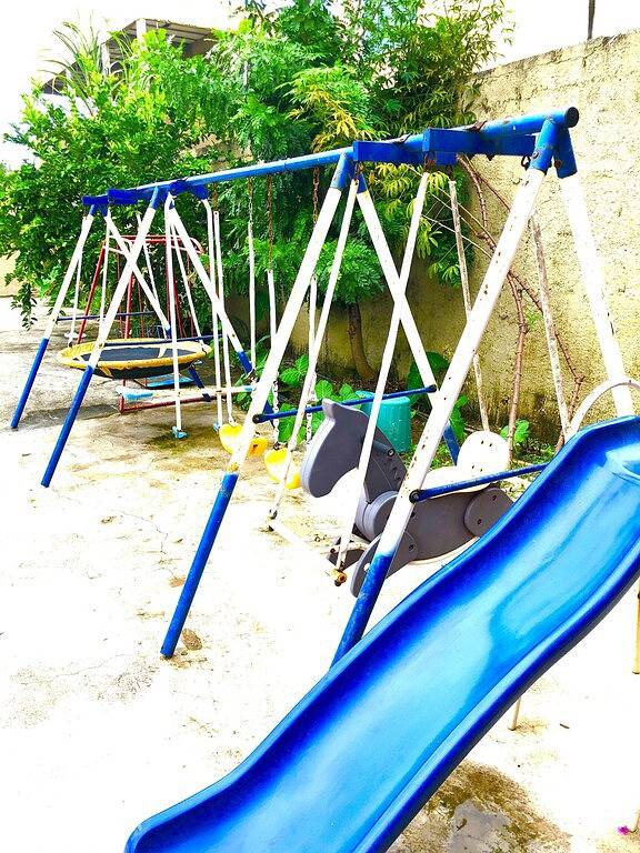 Beach House, with swimming pool, Wifi, Air, party room, outdoor kitchen in Guarapari, Região Metropolitana da Grande Vitória