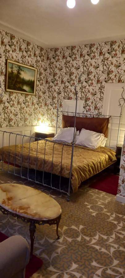 Budget Double Room in Pontrieux, Région de Guingamp