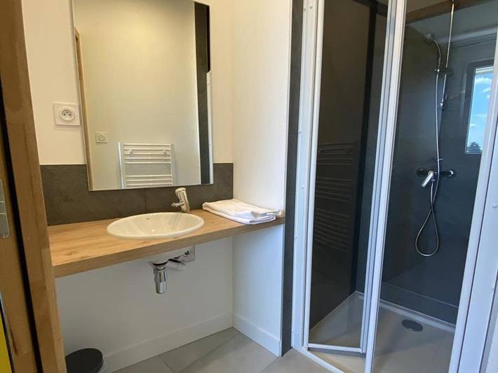 Gîte pour 2 personnes, avec terrasse à Landivisiau - 3