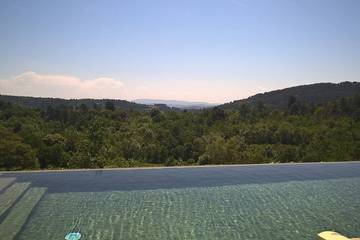 Gîte pour 3 personnes, avec jardin ainsi que piscine et terrasse à Joannas