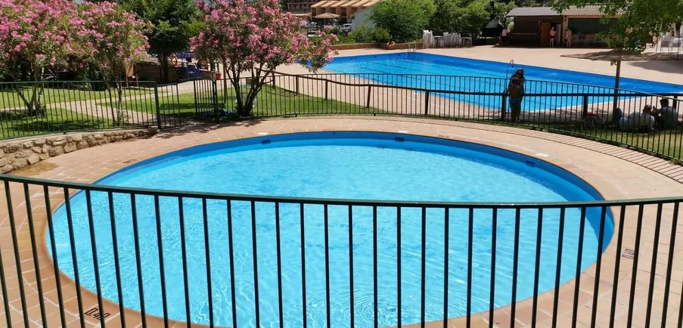 Holiday apartment for 6 people, with view and balcony as well as pool - 1