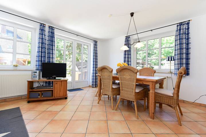 Ferienhaus mit Meerblick für 6 Personen, mit Garten und Balkon, kinderfreundlich auf Föhr - 4