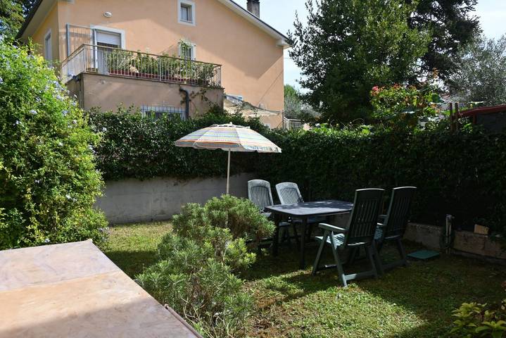 Appartamento intero, S255 - Sirolo, trilocale accessoriato  a due passi dal centro in Sirolo, Riviera del Conero