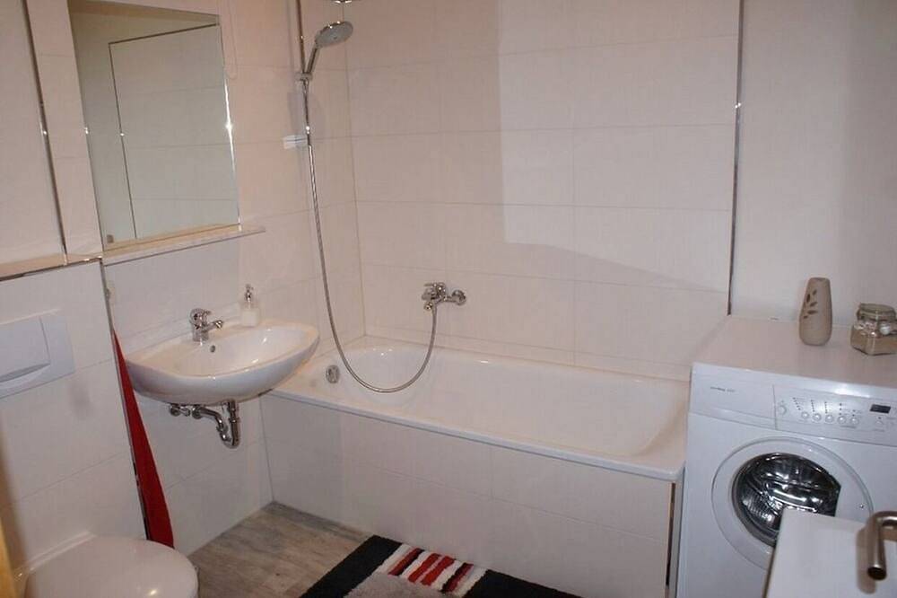 Ganze Wohnung, Ferienwohnung/App. für 4 Gäste mit 52m² in Schwerin in Schwerin, Schweriner See