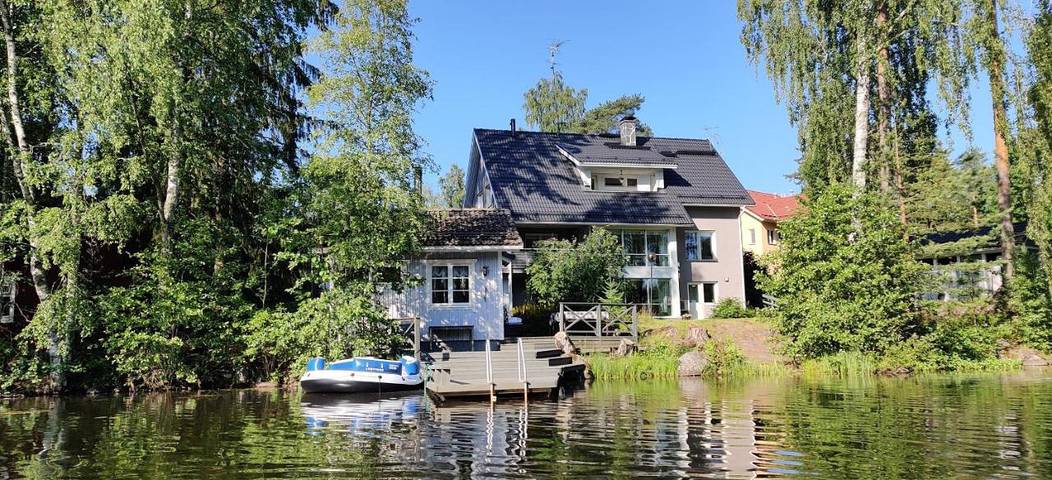 Ferienwohnung für 3 Personen, mit Garten und Sauna sowie Ausblick und Seeblick