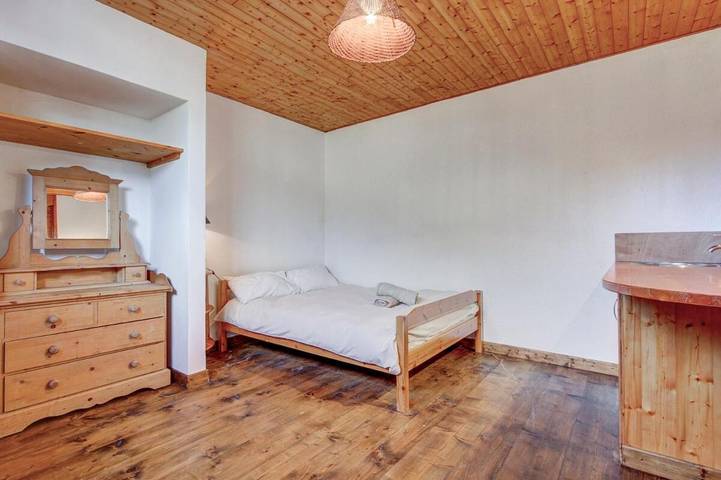 Gîte pour 8 personnes, avec jardin et terrasse, animaux acceptés à Essert-Romand - 4