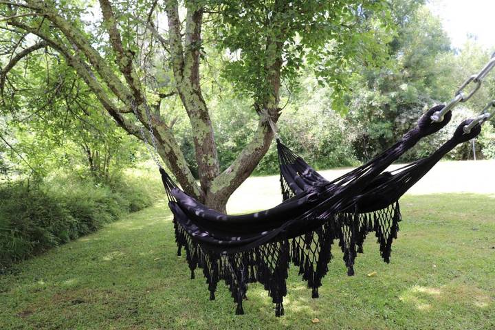 Location de vacances pour 6 personnes, avec jardin et piscine, animaux acceptés à Bélaye - 4