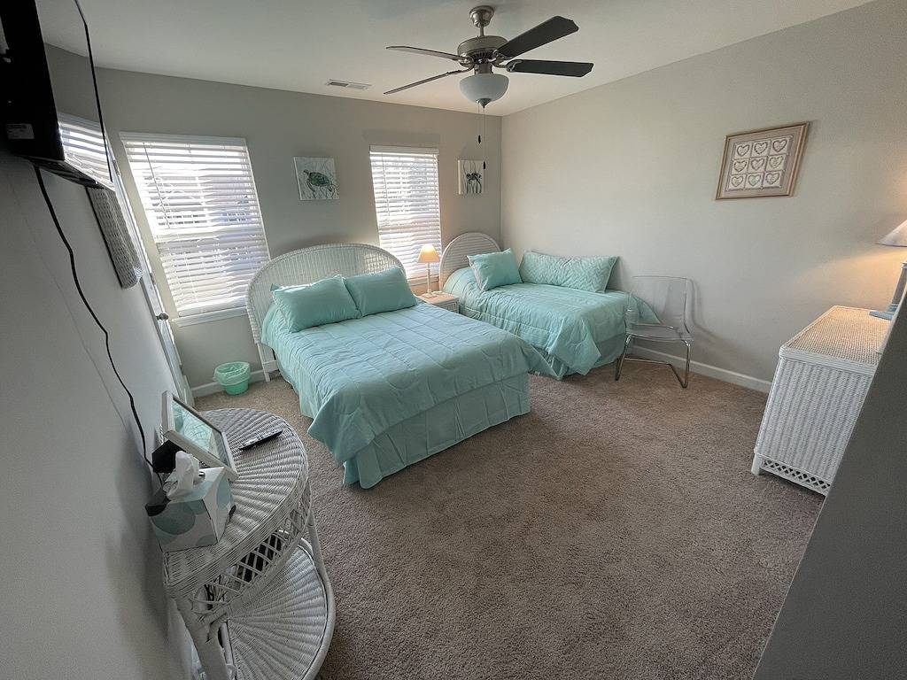 Better Than Hotel! 2 Suites!! in Sneads Ferry, Camp Lejeune