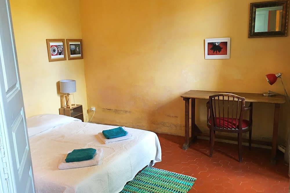 Sehr großes altes Haus, sehr charmant, in einem ruhigen Weiler von Cap Corse. in Rogliano, Cap Corse