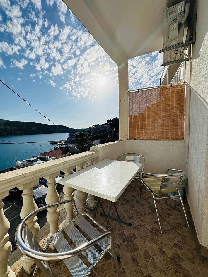 Gîte pour 5 personnes, avec balcon/terrasse dans Neum - 2