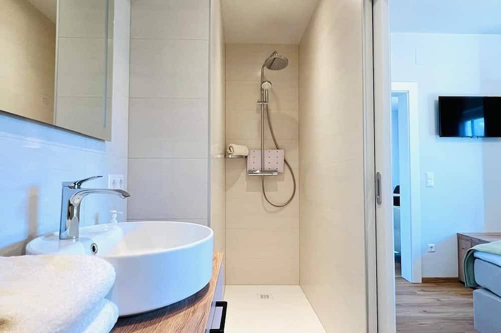 Ganze Wohnung, Ferienwohnungen, nur wenige Schritte zum See, freie Strandbad Benützung in Seeboden, Bezirk Spittal an der Drau