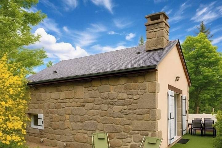 Location de vacances pour 6 personnes, avec jardin et terrasse à Saint-Denis-en-Margeride