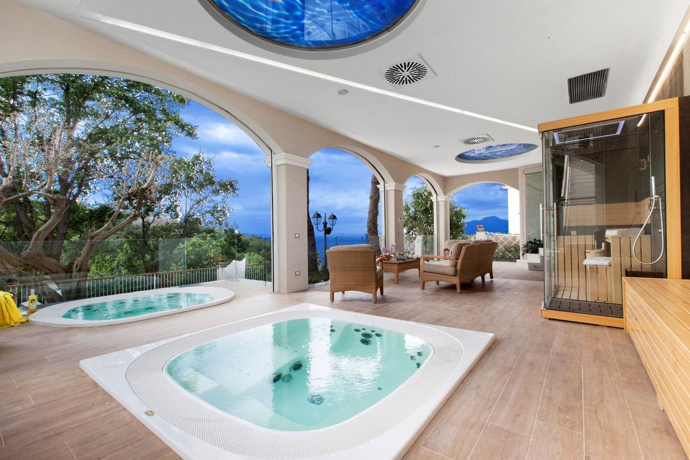 Villa voor 24 personen met tuin in Sorrento, Sorrento Coast
