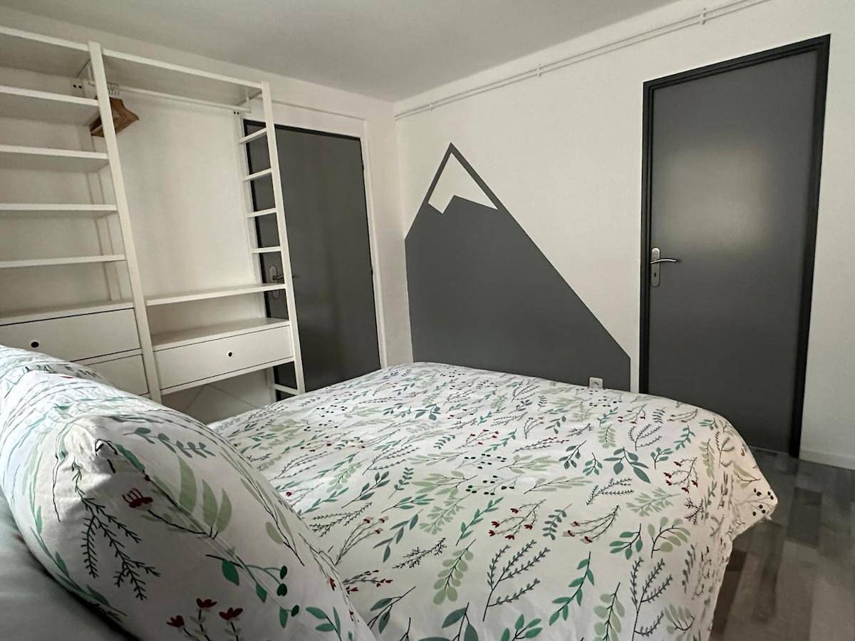 Appartement entier, One-Bedroom Apartment in Vieux-Thann, Région de Thann