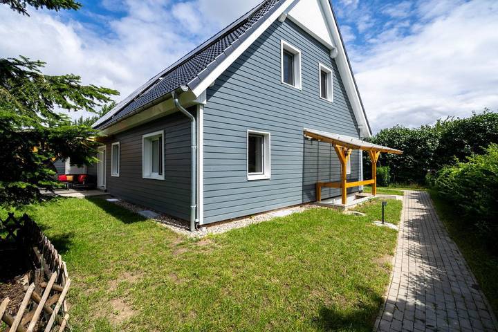 Ferienwohnung für 6 Personen, mit Ausblick und Garten sowie Seeblick und Sauna in Rechlin - 2