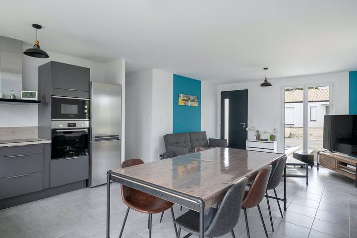 Location de vacances pour 7 personnes, avec jardin et terrasse à Saint-Michel-Chef-Chef - 3