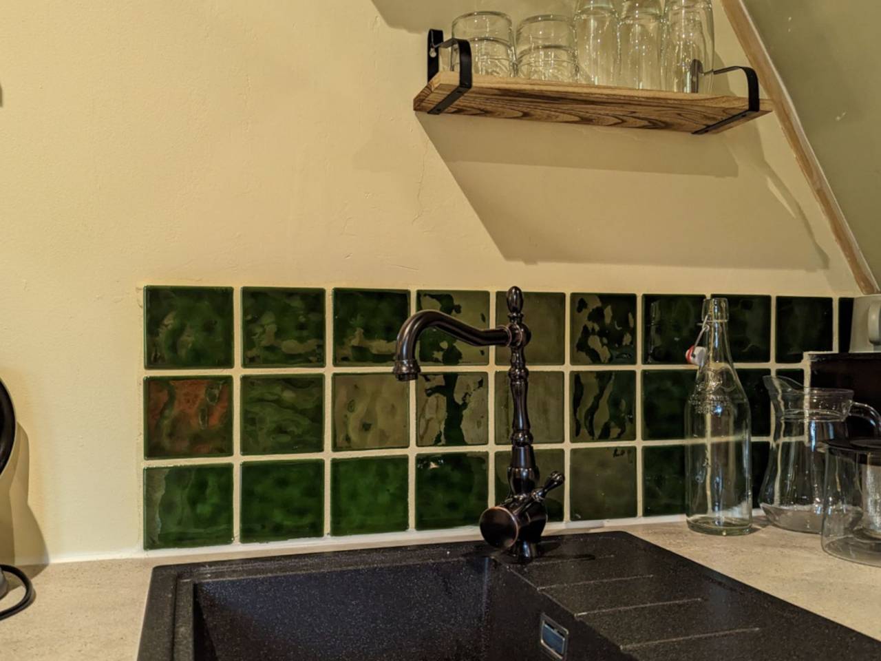 Geheel appartement, Studio "Vert d'Eau" mit Blick auf das Wasser in Urval, Périgord Pourpre