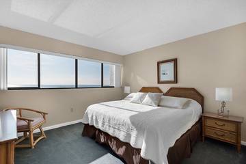 Beach Rental for 7 Guests in Lower Grand Lagoon, Panama City (Florida), Picture 3