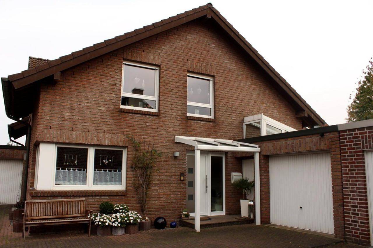Ganze Wohnung, One-Bedroom Apartment in Marl, Kreis Recklinghausen