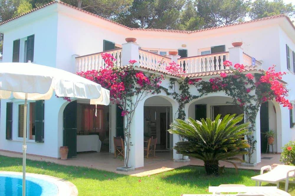 Villa pour 9 Personnes dans Cala Blanca, Ciutadella