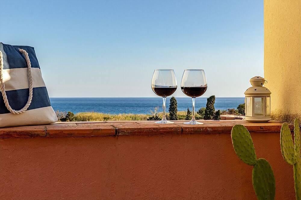 Appartamento intero, Calarosa- Casa vacanze Giardini Naxos in Porticato, Giardini-Naxos