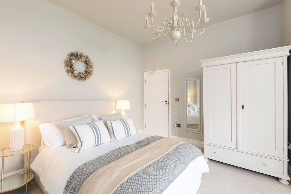 Luxury Cardiff Townhouse, 5 bedrooms, sleeps up to 12 guests in Cardiff, Cardiff en omgeving