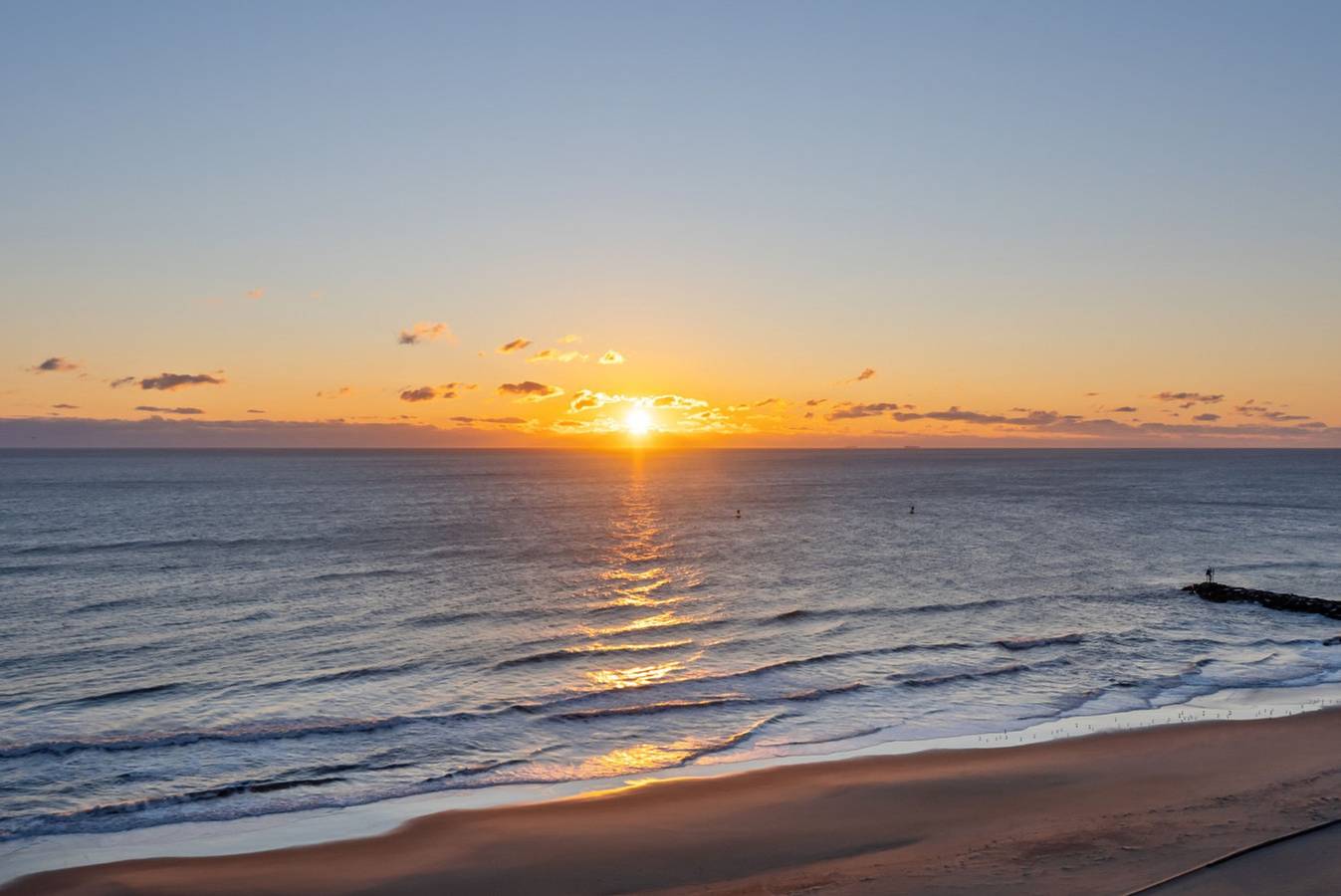 Apartamento entero, Coastal Living Luxury Oceanfront Condo, Pool, Beach in Virginia Beach