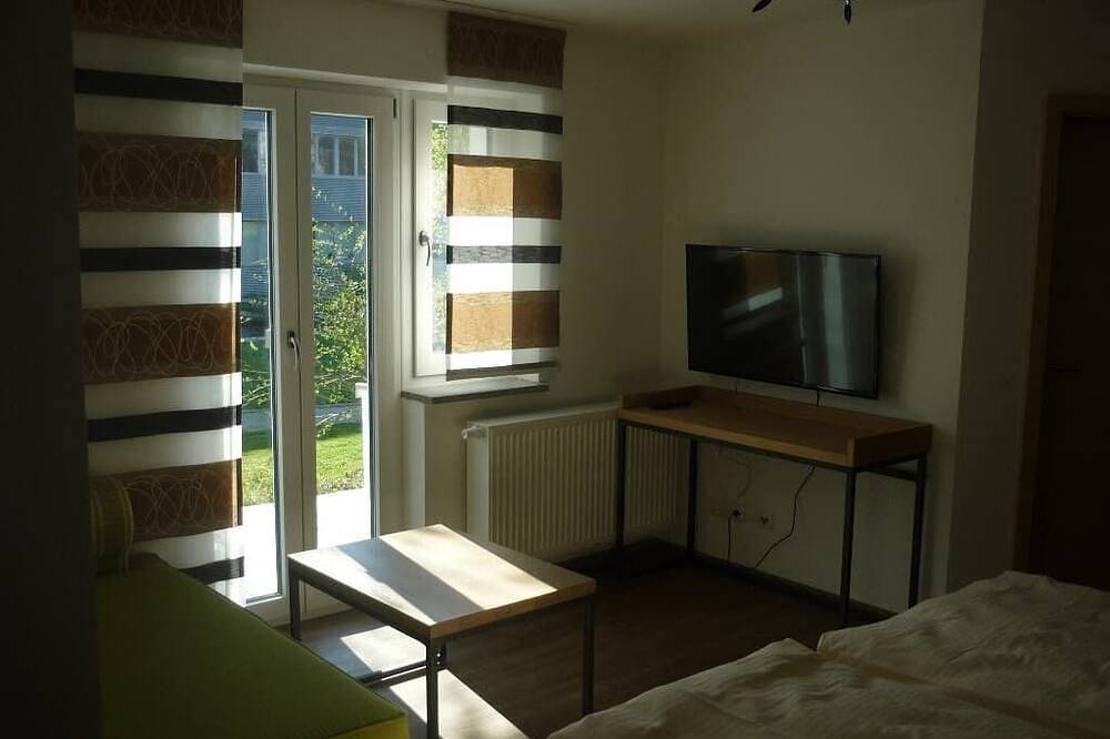 Ganze Wohnung, Gemütliches Feriendomizil mit Balkon mit Blick zur Donau in Obernzell, Ostbayern