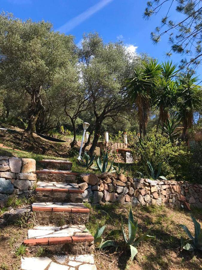 Location de vacances pour 4 personnes, avec vue ainsi que jardin et piscine à Serriera - 3