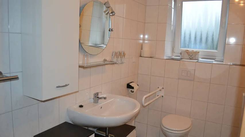 Ferienwohnung für 4 Personen, mit Garten und Terrasse in Heede - 4
