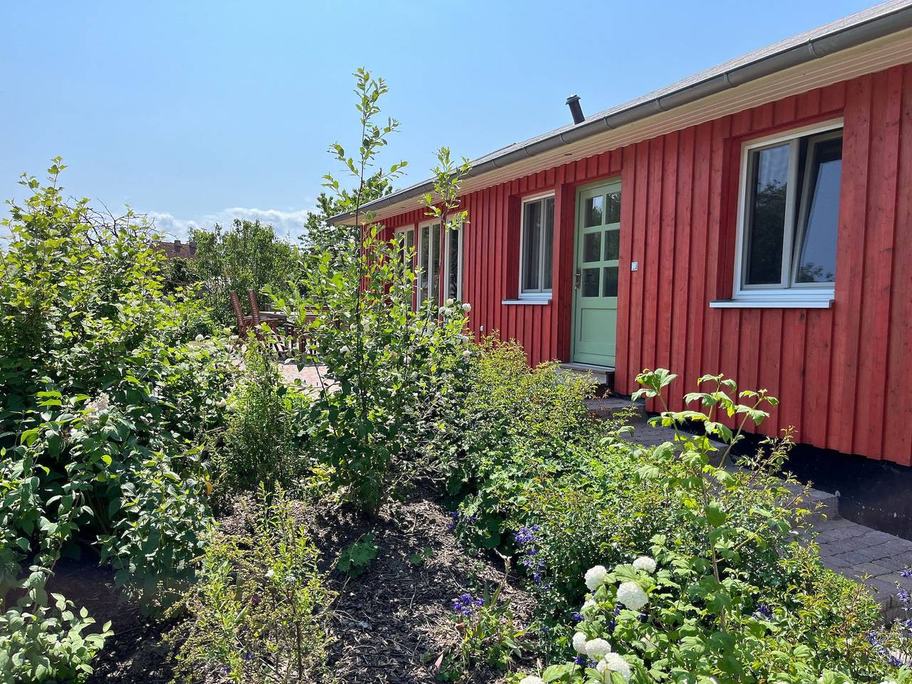 4-Raum-Farbenfrohe-Ferienhäuser,  Ovs 999 - 4-Raum-rotes Ferienhaus bis 8 Pers. in Blowatz, Neuburg