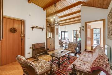 Gîte pour 6 personnes, avec terrasse à Cesana Torinese